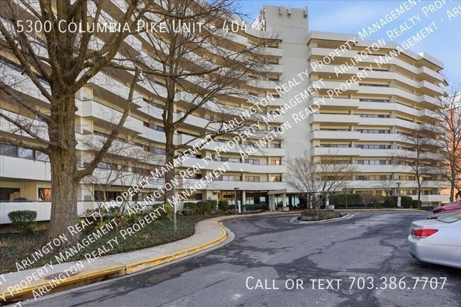 Building Photo - 5300 Columbia Pike