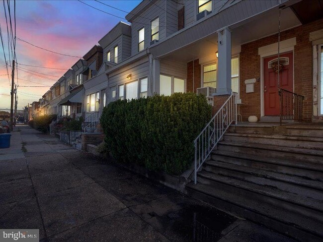 Building Photo - 2651 Aramingo Ave