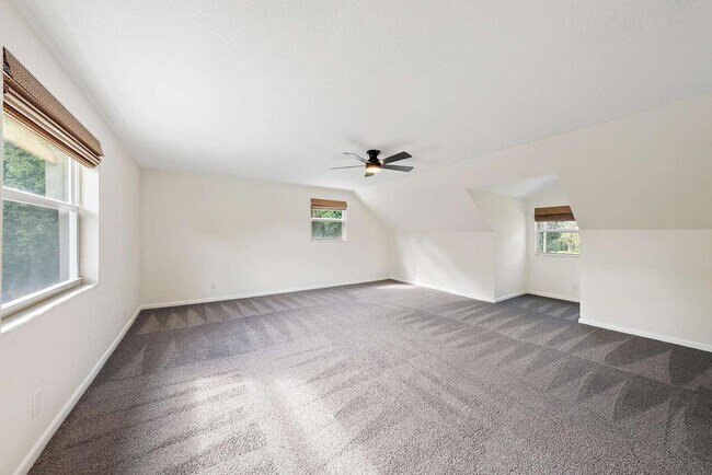 Building Photo - 11828 171st Ln N