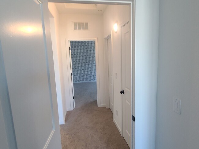 Building Photo - Three Bedroom Three Bathroom Home with Solar