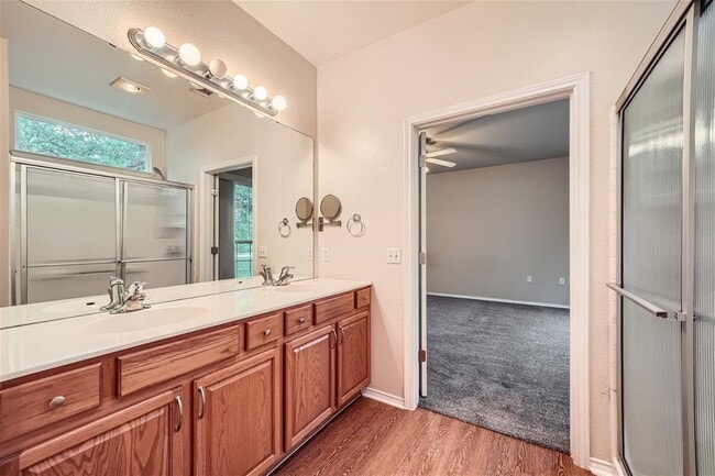 Building Photo - 120 Muir Ct