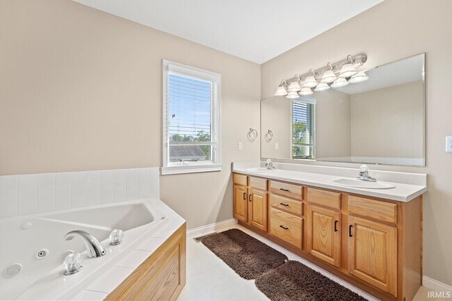 Building Photo - 1128 Amastar Cove