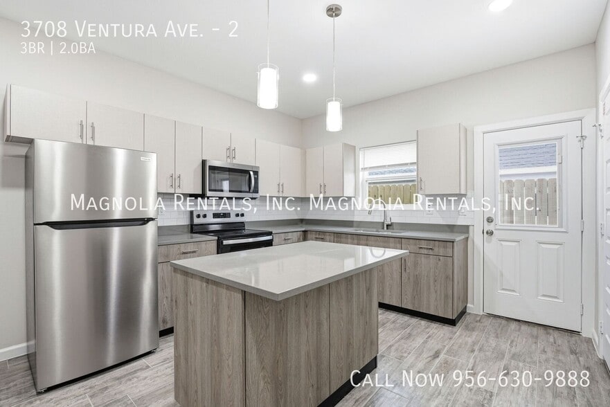 Building Photo - 3708 Ventura Ave