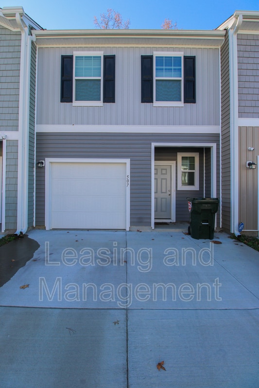 Building Photo - 507 Scarlett Maple St