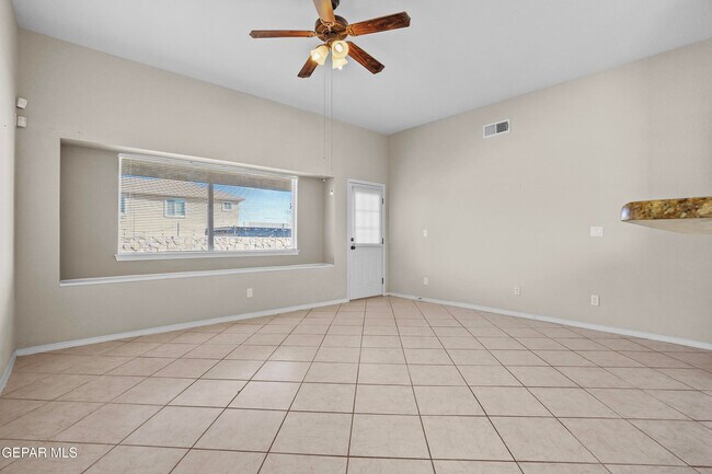 Building Photo - 11272 Duster Dr