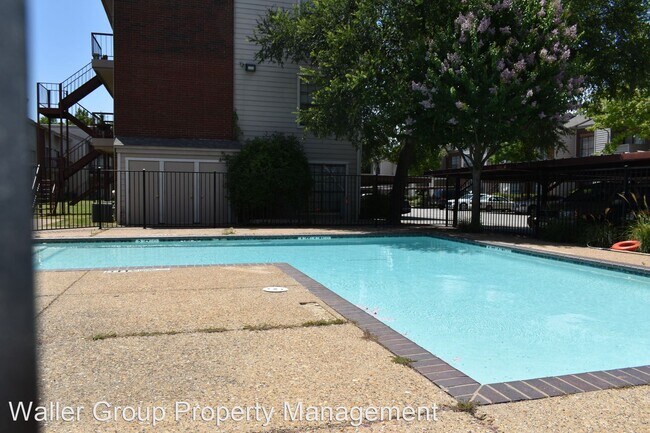 Building Photo - 9737 Whitehurst Dr