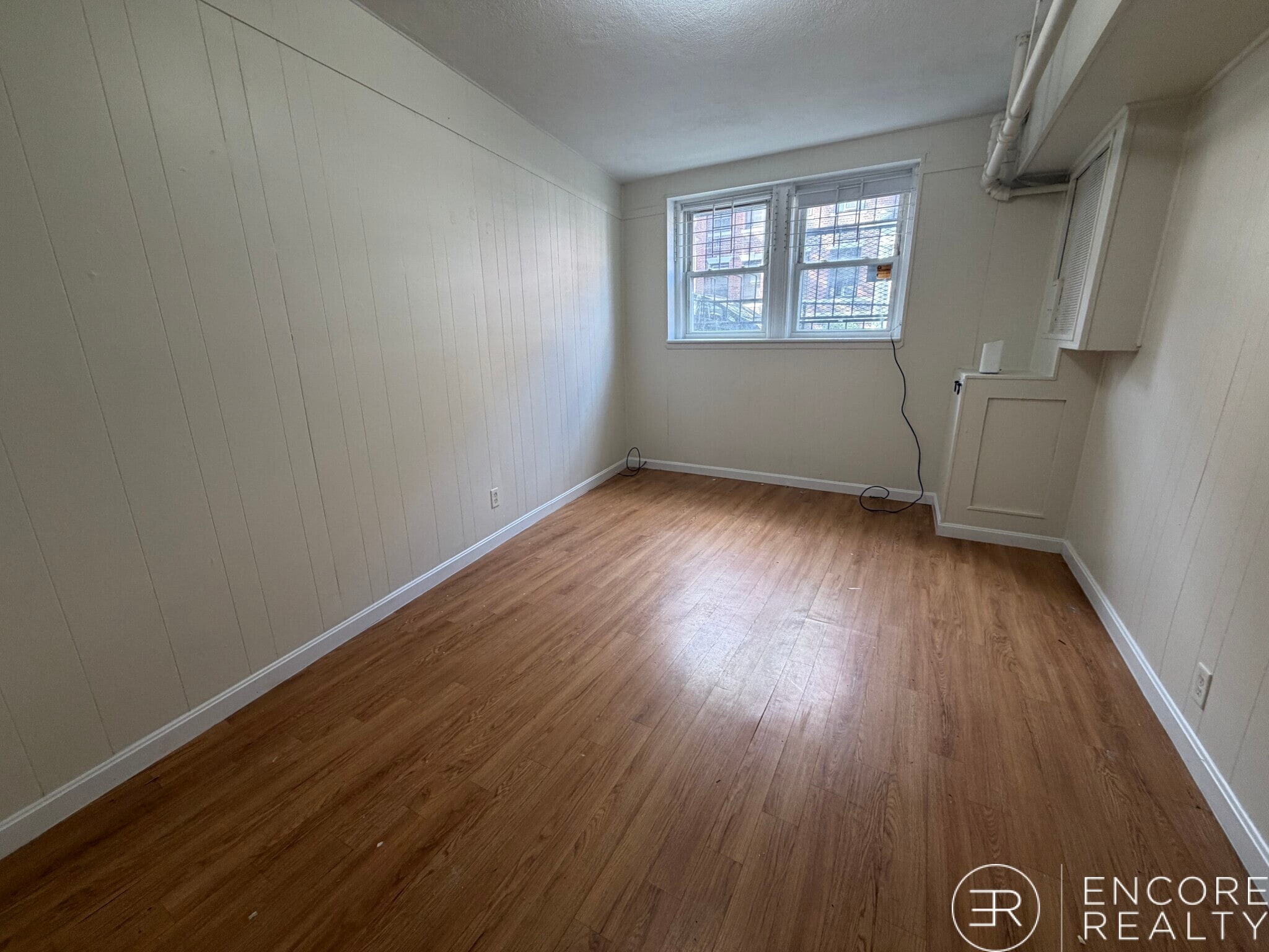 Building Photo - 123 Sutherland Rd