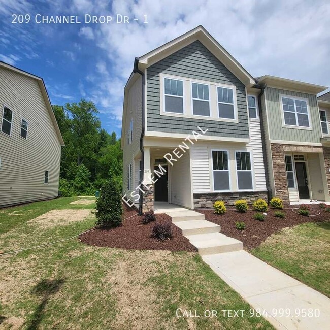 Primary Photo - 209 Channel Drop Dr