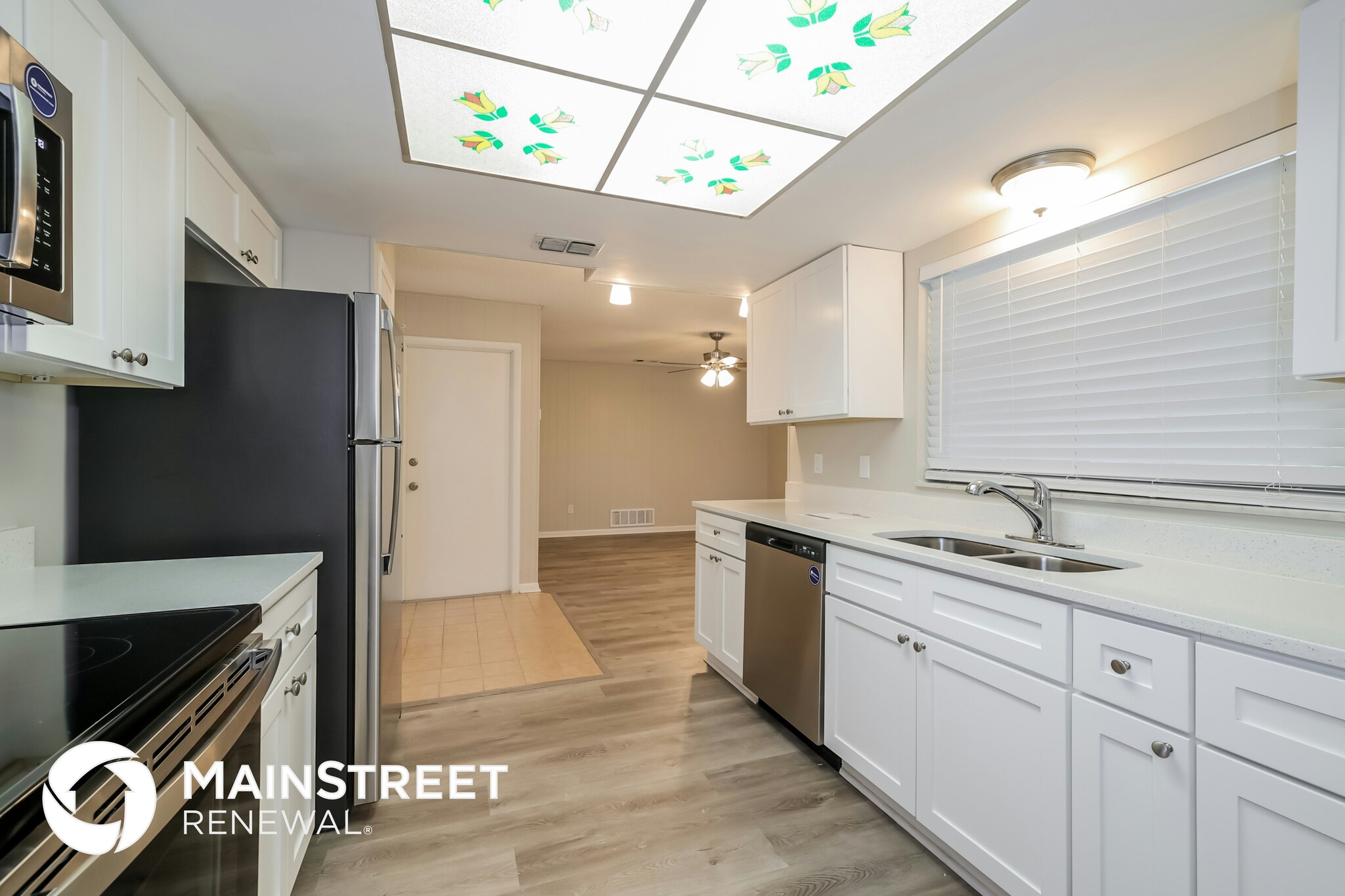 Building Photo - 8024 Nicklaus Dr