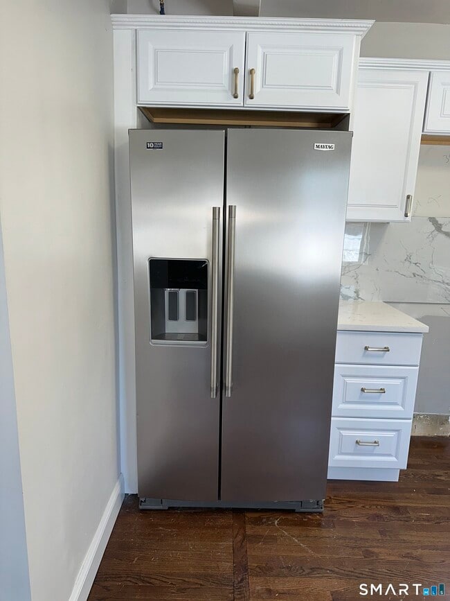 Building Photo - 34 Bulkeley Pl