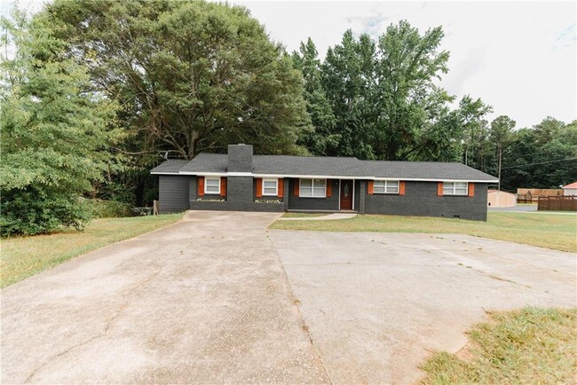 Building Photo - 6914 N Baggett Rd
