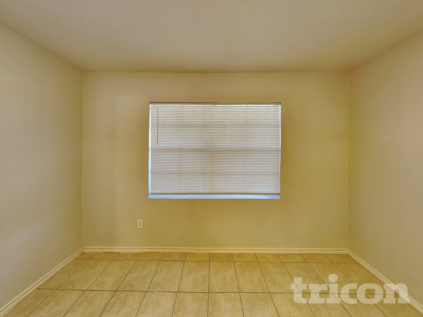 Building Photo - 726 Cindy Dr