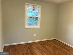 Building Photo - 4-Bedroom Home with First-Floor In-Law Suite