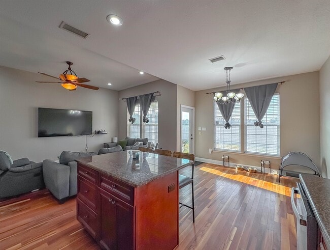 Building Photo - 6303 Rivers Landing Ct