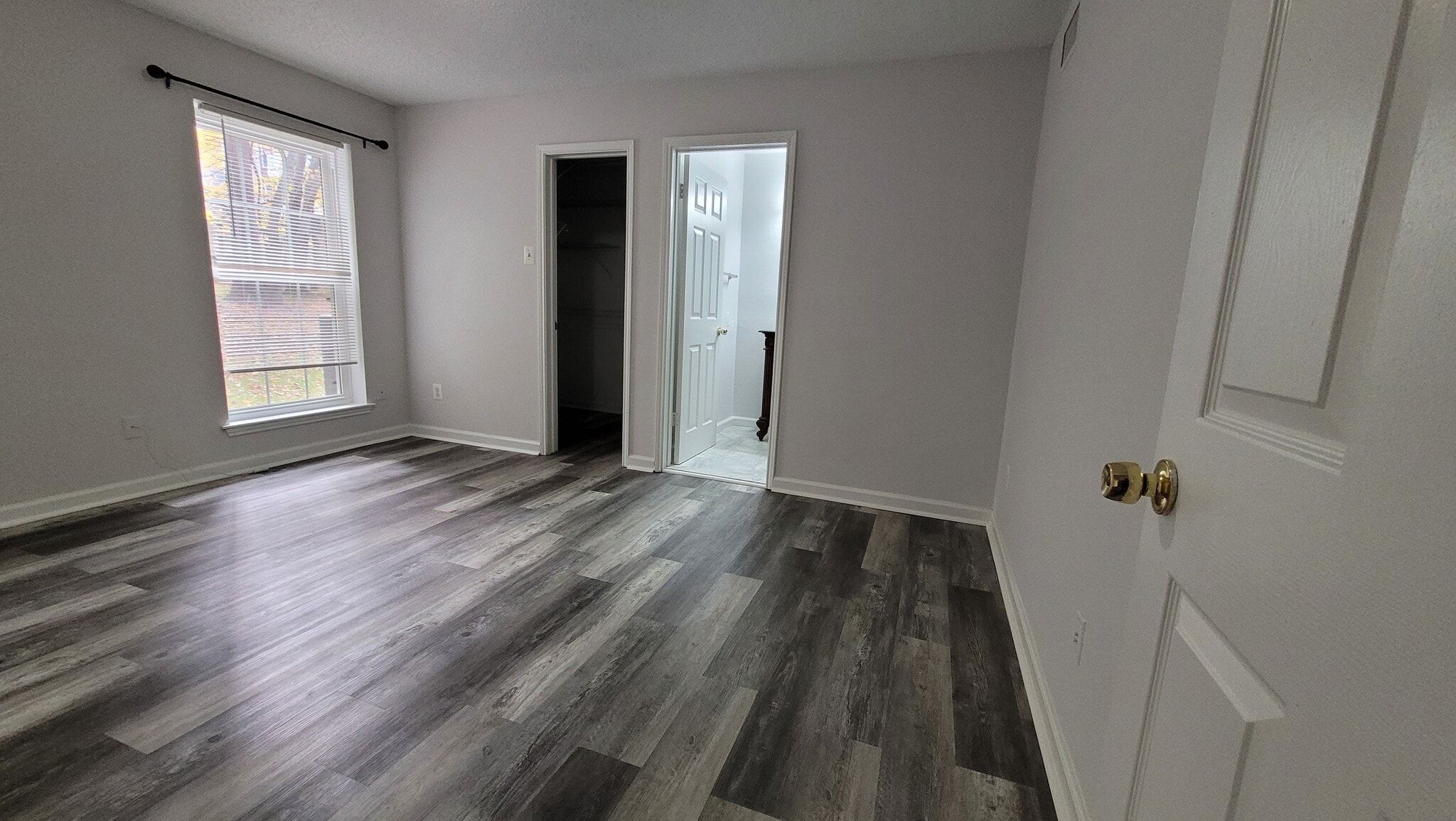 Master Bedroom - 1509 Lincoln Way