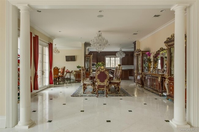 Building Photo - 16 Evergreen Way