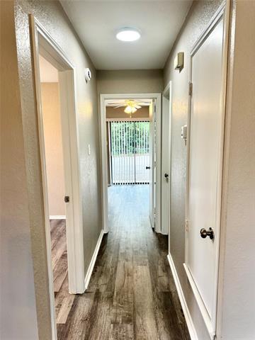 Building Photo - 301 Shady Grove Dr