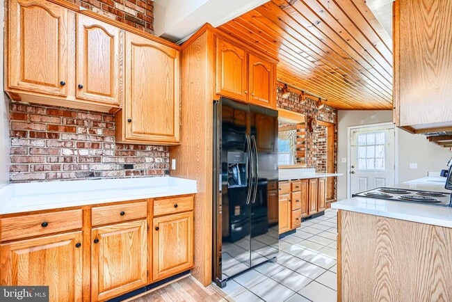 Building Photo - 4312 Silver Spring Rd