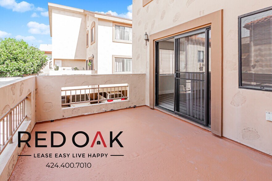 Building Photo - 1250 W Gardena Blvd