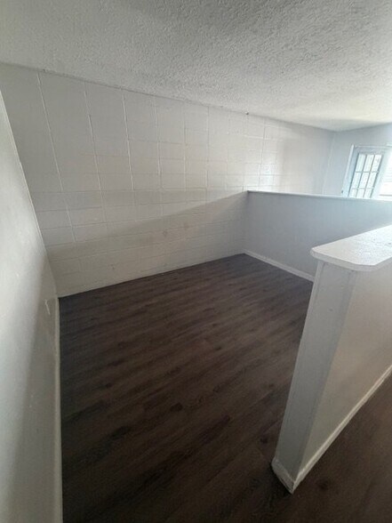 Building Photo - 5220 Weber Rd