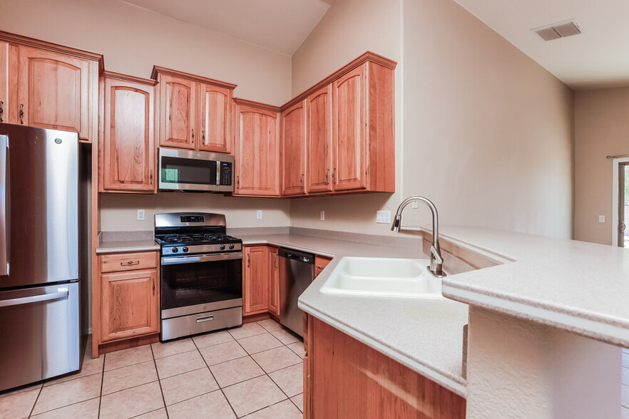 Building Photo - 10462 E Dusky Willow Dr