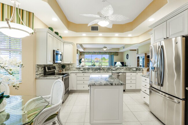 Building Photo - 8609 Champions Point