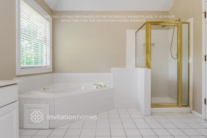 Building Photo - 148 Emerald Ln