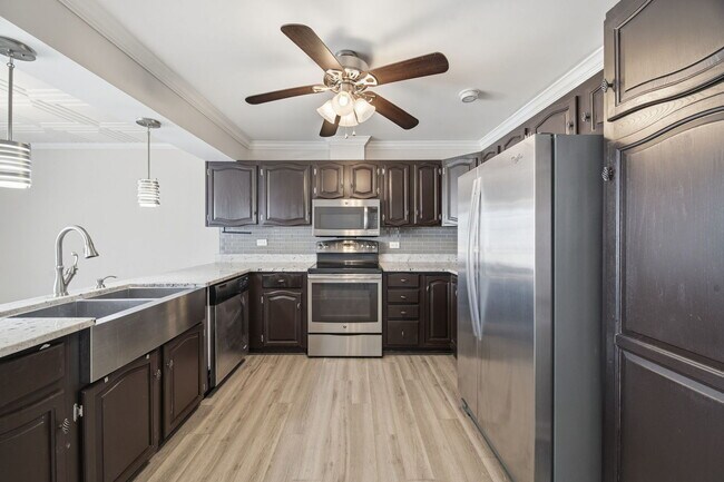 Building Photo - 15700 86th Ave