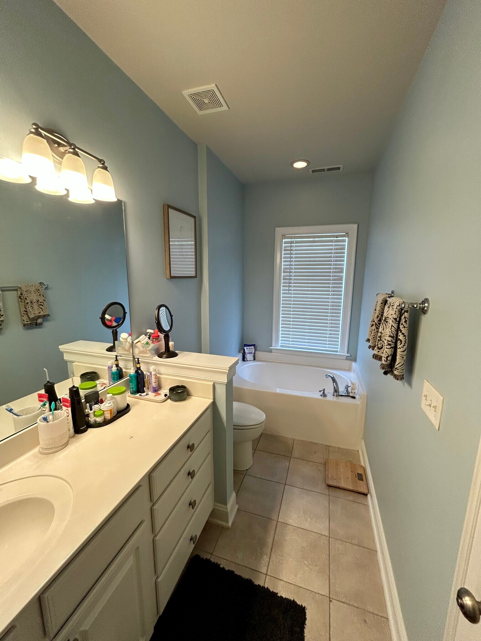 Building Photo - 7706 Alexander Promenade Pl