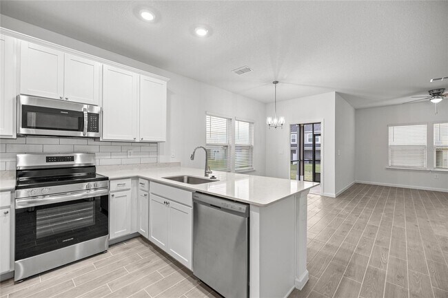 Building Photo - 3589 SE 37th Ct