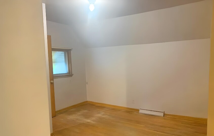 Building Photo - 6013 Lausche Ave