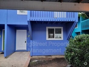 Building Photo - 3141 N Shore Dr SE