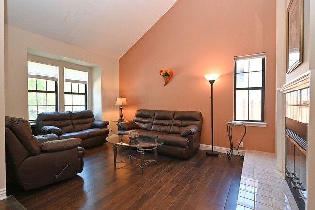 Building Photo - $5,900 - GORGEOUS 4 BEDROOM HOME IN MISSION SAN JOSE NEIGHBORHOOD