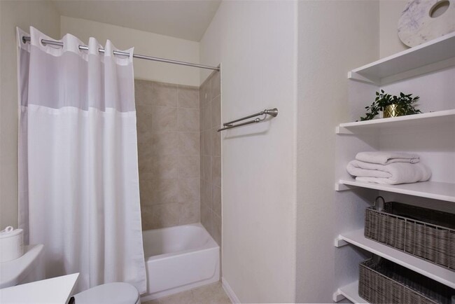 Building Photo - 216 Walkup Ln