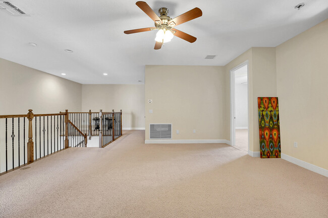 Building Photo - 9485 McAneeny Ct