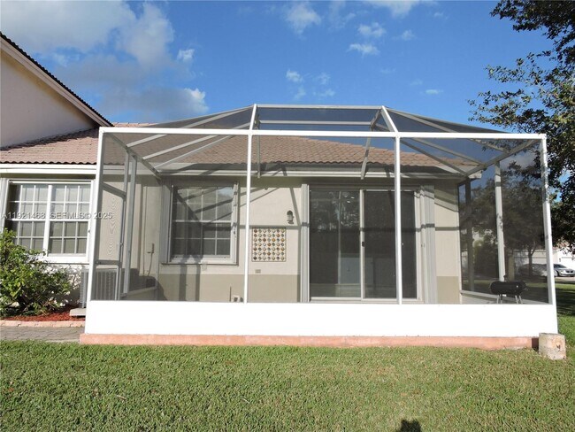 Building Photo - 18744 SW 28th Ct