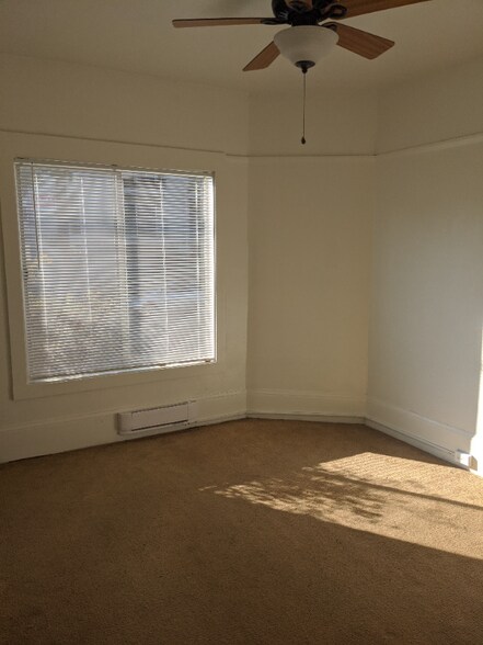 Building Photo - 2526 Ellsworth St