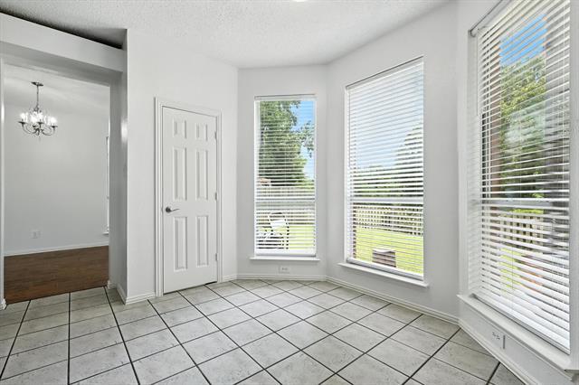 Building Photo - 1717 Newton Dr