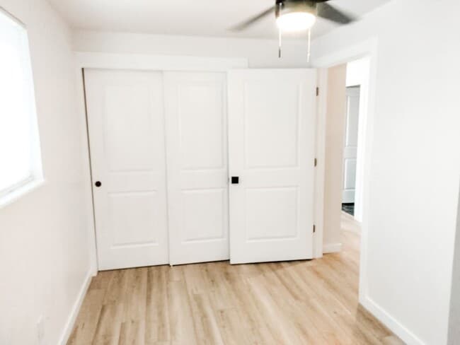 Building Photo - Amazing 2 bed one 1 bath home blocks from Sloan’s Lake