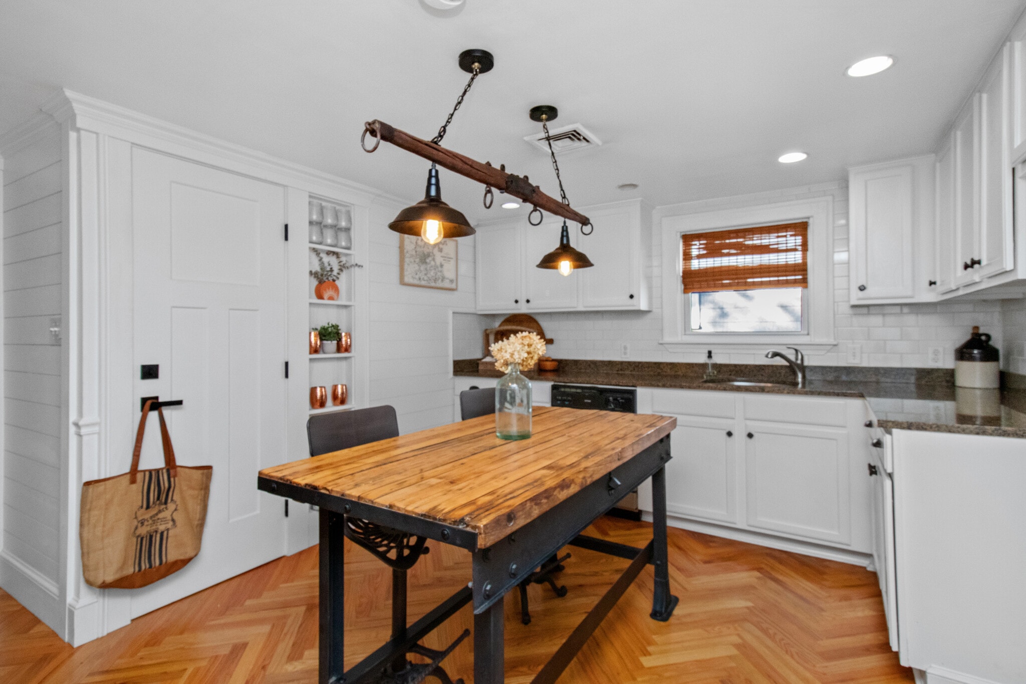 Kitchen - 24 Gill Rd