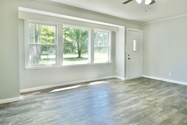 Building Photo - Rental in Champion Twp!