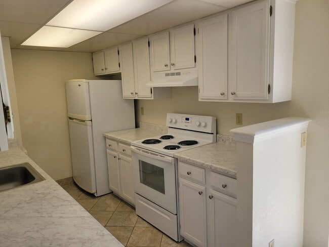 Building Photo - 5129 Rainbow Harbour Cir