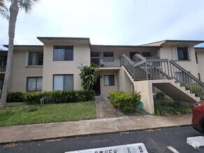 Building Photo - 6550 Somerset Dr