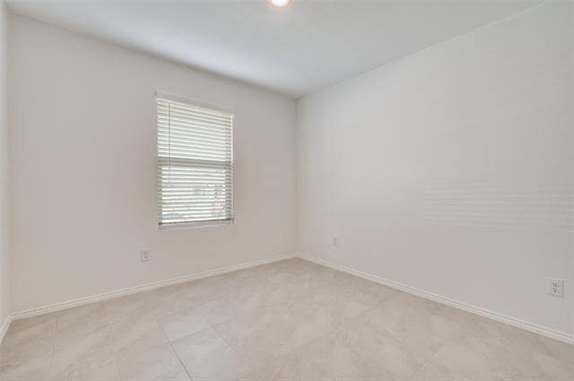 Building Photo - 14142 Birch Farm Dr