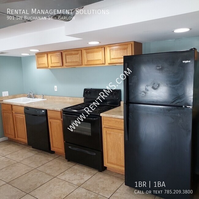 Building Photo - 901 SW Buchanan St