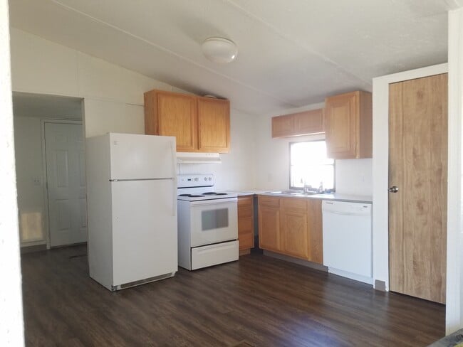 Building Photo - 13984 Zan Ln