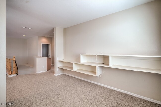 Building Photo - 2464 Sturrock Dr