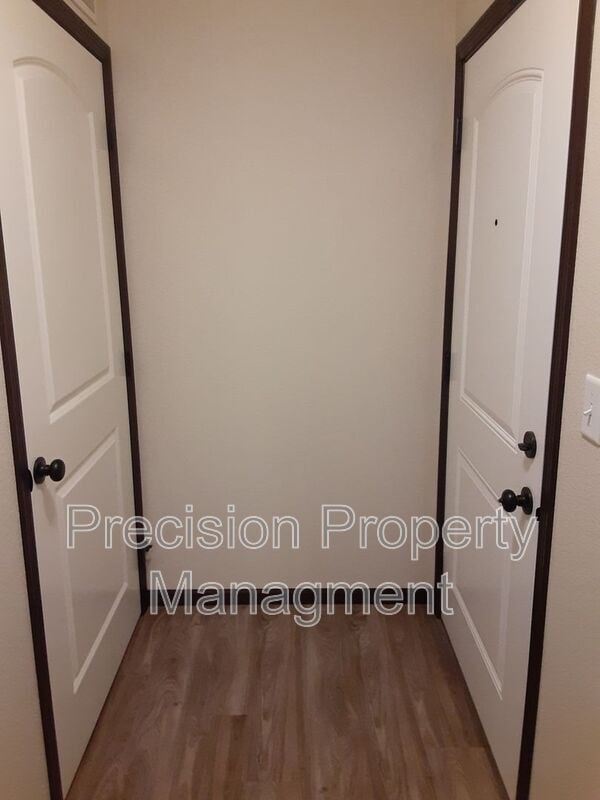 Building Photo - 561 225th St