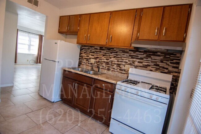 Building Photo - 1 Bedroom 1 Bath