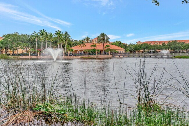 Building Photo - 2562 Gardens Pkwy